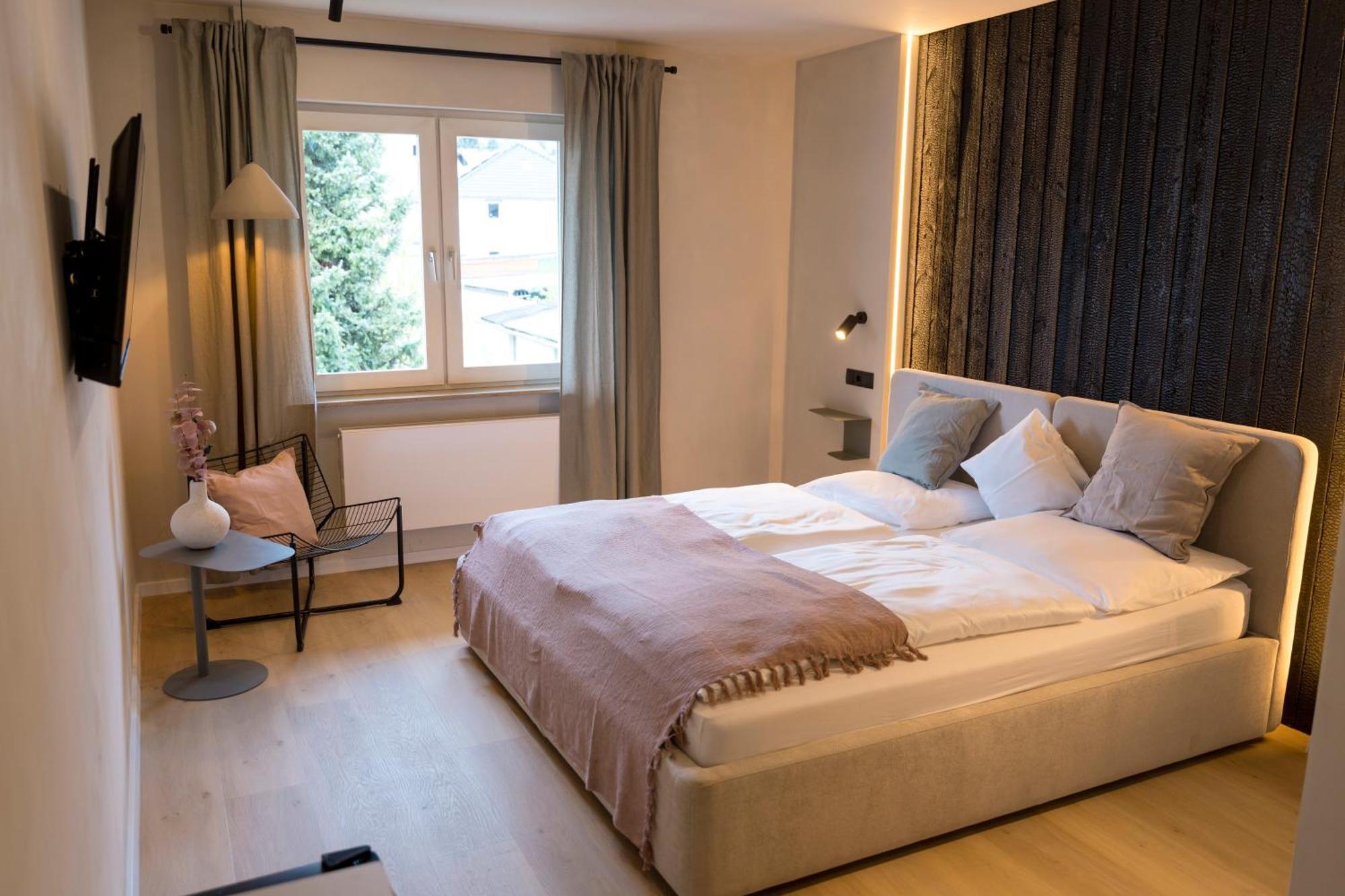 Hotel Weinhaus Kreuter โคเบลนซ์ ภายนอก รูปภาพ